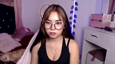 Hannah online show from May 9, 2026, 3:12 am