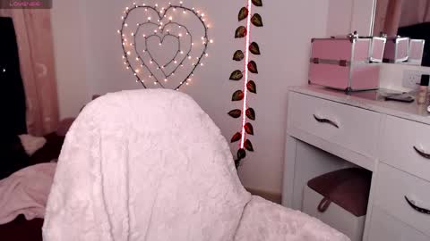 Hannah online show from May 20, 2026, 2:29 am