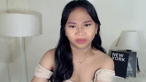 Snapshot of sweet_hoelly chatting on March 8, 2025, 7:20 pm Slutty Shannel online show from March 8, 2025, 7:20 pm