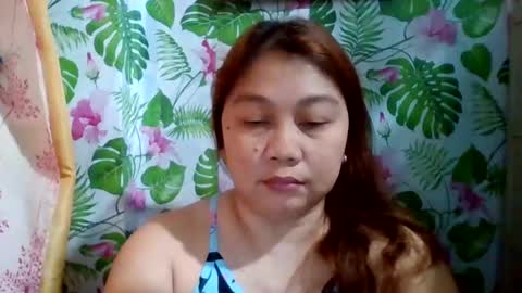 sweet_kayley online show from December 12, 2024, 4:37 am