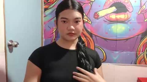 Snapshot of sweet_kimmy_onboard chatting on June 3, 2026, 2:08 pm sweet_kimmy_onboard online show from June 3, 2026, 2:08 pm