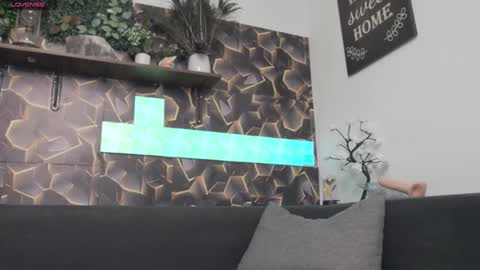 Alesy online show from February 7, 2025, 5:31 am