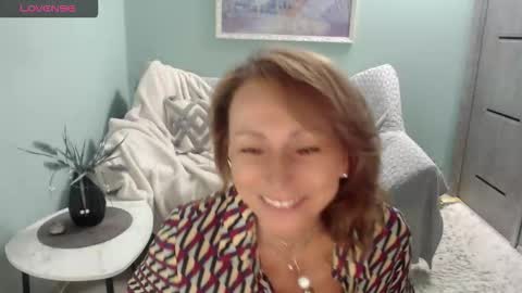 Snapshot of sweet_kitty5 chatting on October 7, 2025, 5:59 am Helen online show from October 7, 2025, 5:59 am