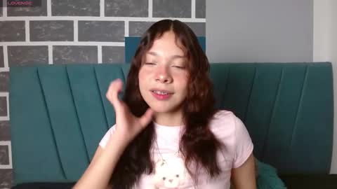 Snapshot of sweet_kitty_05 chatting on March 5, 2026, 11:45 pm sweet_kitty_05 online show from March 5, 2026, 11:45 pm