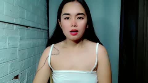 Snapshot of sweet_laika chatting on May 14, 2026, 5:03 am LAIKA online show from May 14, 2026, 5:03 am