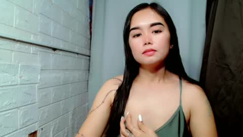 Snapshot of sweet_laika chatting on June 23, 2026, 1:47 am LAIKA online show from June 23, 2026, 1:47 am
