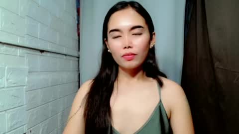 Snapshot of sweet_laika chatting on June 24, 2026, 1:04 am LAIKA online show from June 24, 2026, 1:04 am