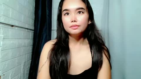 Snapshot of sweet_laika chatting on July 1, 2026, 12:34 am LAIKA online show from July 1, 2026, 12:34 am
