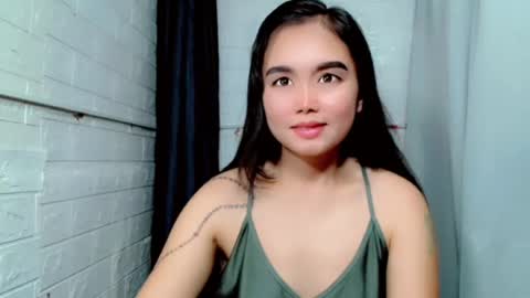Snapshot of sweet_laika chatting on July 9, 2026, 2:04 am LAIKA online show from July 9, 2026, 2:04 am