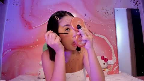 Snapshot of sweet_lemariee_ chatting on October 25, 2025, 1:40 pm Lemarie online show from October 25, 2025, 1:40 pm