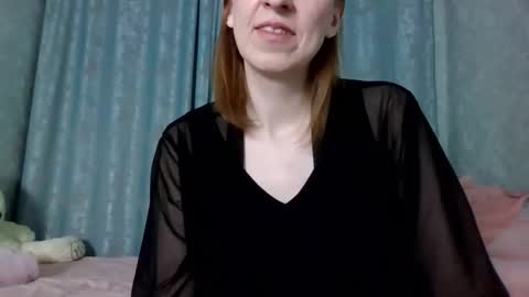 sweet_lilbunny online show from March 18, 2026, 6:55 pm