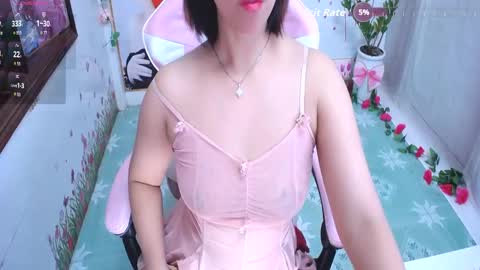 Lily online show from September 8, 2025, 5:23 pm