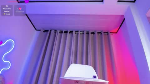 Miss Mackensy online show from February 12, 2026, 5:24 am