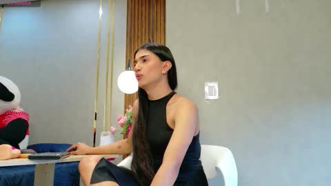 sweet_mafee online show from February 13, 2026, 1:07 pm