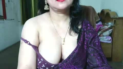 sweet_manisha online show from March 13, 2026, 11:28 am