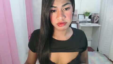 Snapshot of sweet_melonxxx chatting on December 27, 2024, 8:18 pm Melon online show from December 27, 2024, 8:18 pm