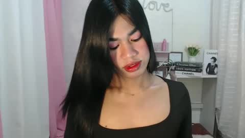 Snapshot of sweet_melonxxx chatting on January 19, 2025, 7:15 pm Melon online show from January 19, 2025, 7:15 pm