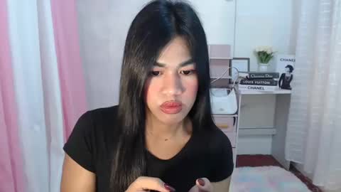 Snapshot of sweet_melonxxx chatting on January 27, 2025, 1:59 am Melon online show from January 27, 2025, 1:59 am