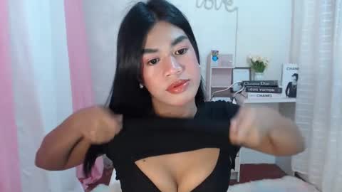 Snapshot of sweet_melonxxx chatting on February 6, 2025, 6:08 am Melon online show from February 6, 2025, 6:08 am