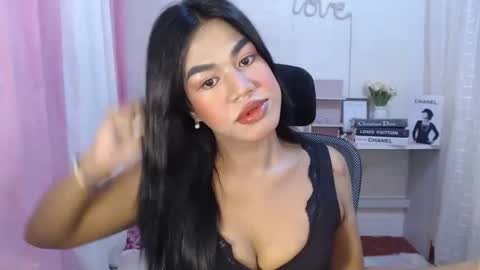 Snapshot of sweet_melonxxx chatting on February 22, 2025, 11:57 am Melon online show from February 22, 2025, 11:57 am