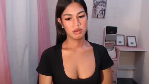 Snapshot of sweet_melonxxx chatting on February 9, 2026, 9:08 pm Melon online show from February 9, 2026, 9:08 pm