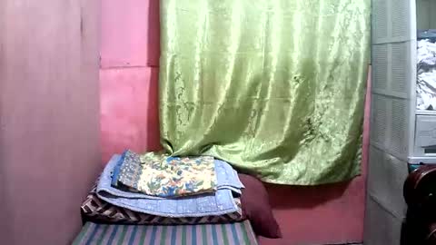 Snapshot of sweet_milkshake2004 chatting on October 8, 2025, 2:09 am sweet_milkshake2004 online show from October 8, 2025, 2:09 am