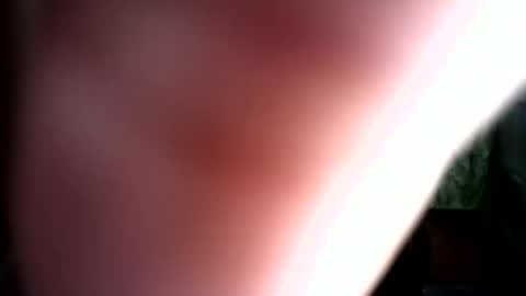 Snapshot of sweet_milkshake2004 chatting on October 17, 2025, 1:20 am sweet_milkshake2004 online show from October 17, 2025, 1:20 am