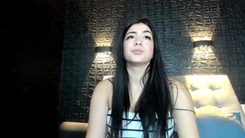 Snapshot of sweet_moniicaa chatting on January 20, 2025, 10:40 am Monica online show from January 20, 2025, 10:40 am