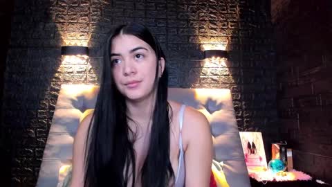 Snapshot of sweet_moniicaa chatting on February 7, 2025, 10:19 am Monica online show from February 7, 2025, 10:19 am