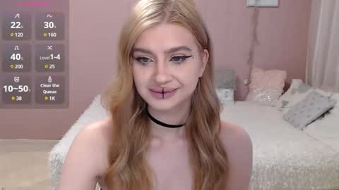 Snapshot of sweet_nicole_333 chatting on March 12, 2025, 12:57 pm sweet_nicole_333 online show from March 12, 2025, 12:57 pm