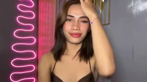 sweet_nikki03 online show from April 24, 2026, 10:18 am