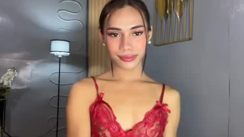 sweet_nikki03 online show from May 11, 2026, 10:32 am