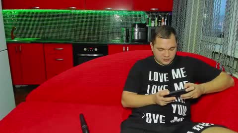 Snapshot of sweet_olga_and_dmitriy chatting on November 11, 2025, 6:13 am Olga and Dmitriy online show from November 11, 2025, 6:13 am