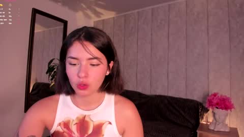 Snapshot of sweet_pay_ chatting on June 8, 2026, 12:05 pm Sweet online show from June 8, 2026, 12:05 pm