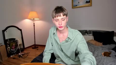 kira online show from December 20, 2024, 11:58 pm