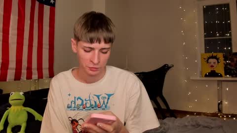 kira online show from December 24, 2024, 7:11 pm