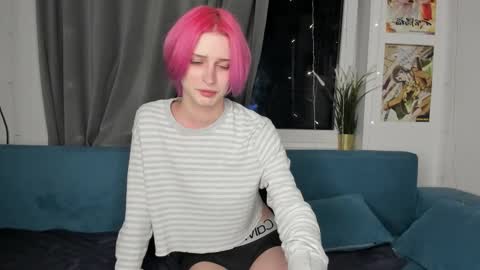 kira online show from October 3, 2025, 11:13 pm