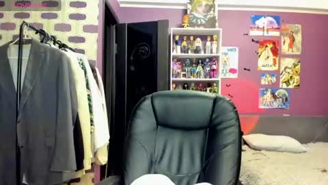 kira online show from June 20, 2026, 7:38 pm