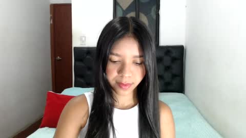 petite sweet online show from July 13, 2026, 12:19 pm
