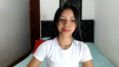 petite sweet online show from July 14, 2026, 12:22 pm