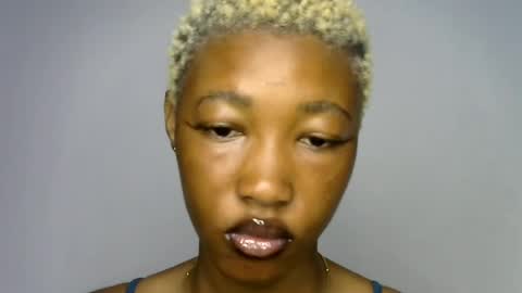 Snapshot of sweet_pussy04 chatting on June 24, 2026, 4:11 am sweet girl online show from June 24, 2026, 4:11 am