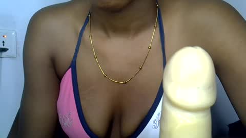 Snapshot of sweet_pussy04 chatting on July 6, 2026, 3:03 pm sweet girl online show from July 6, 2026, 3:03 pm