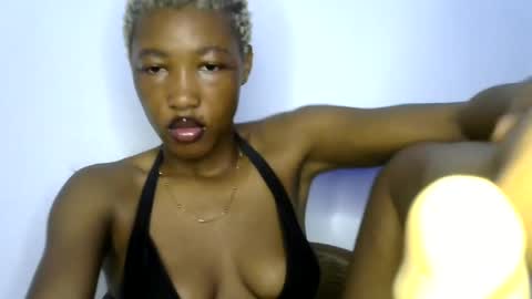 Snapshot of sweet_pussy04 chatting on July 8, 2026, 4:28 am sweet girl online show from July 8, 2026, 4:28 am