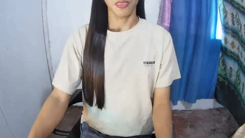 Snapshot of sweet_reyan2003 chatting on June 13, 2026, 6:33 am REYAN online show from June 13, 2026, 6:33 am