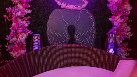 Snapshot of sweet_roxanee chatting on May 6, 2026, 8:58 pm Roxanee online show from May 6, 2026, 8:58 pm