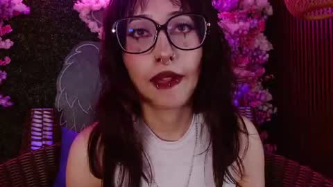 Snapshot of sweet_roxanee chatting on June 20, 2026, 9:06 pm Roxanee online show from June 20, 2026, 9:06 pm