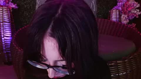 Snapshot of sweet_roxanee chatting on July 3, 2026, 9:10 pm Roxanee online show from July 3, 2026, 9:10 pm