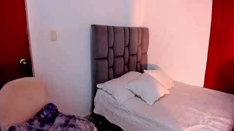 Sara online show from February 7, 2025, 11:55 pm