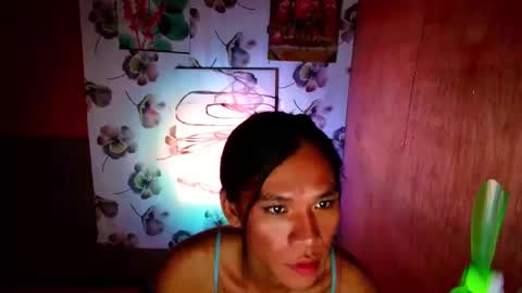 Snapshot of sweet_sexyzhiennexxx chatting on November 18, 2025, 7:07 pm Zhienne online show from November 18, 2025, 7:07 pm