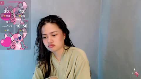 Snapshot of sweet_sirenxx chatting on December 13, 2024, 5:05 am Leah online show from December 13, 2024, 5:05 am